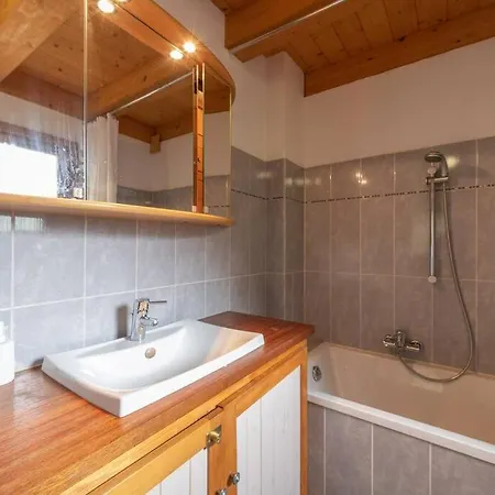 L'ecrin Blanc - Cocon Familial Avec Jacuzzi Et Salle De Jeux Chalet Liezey